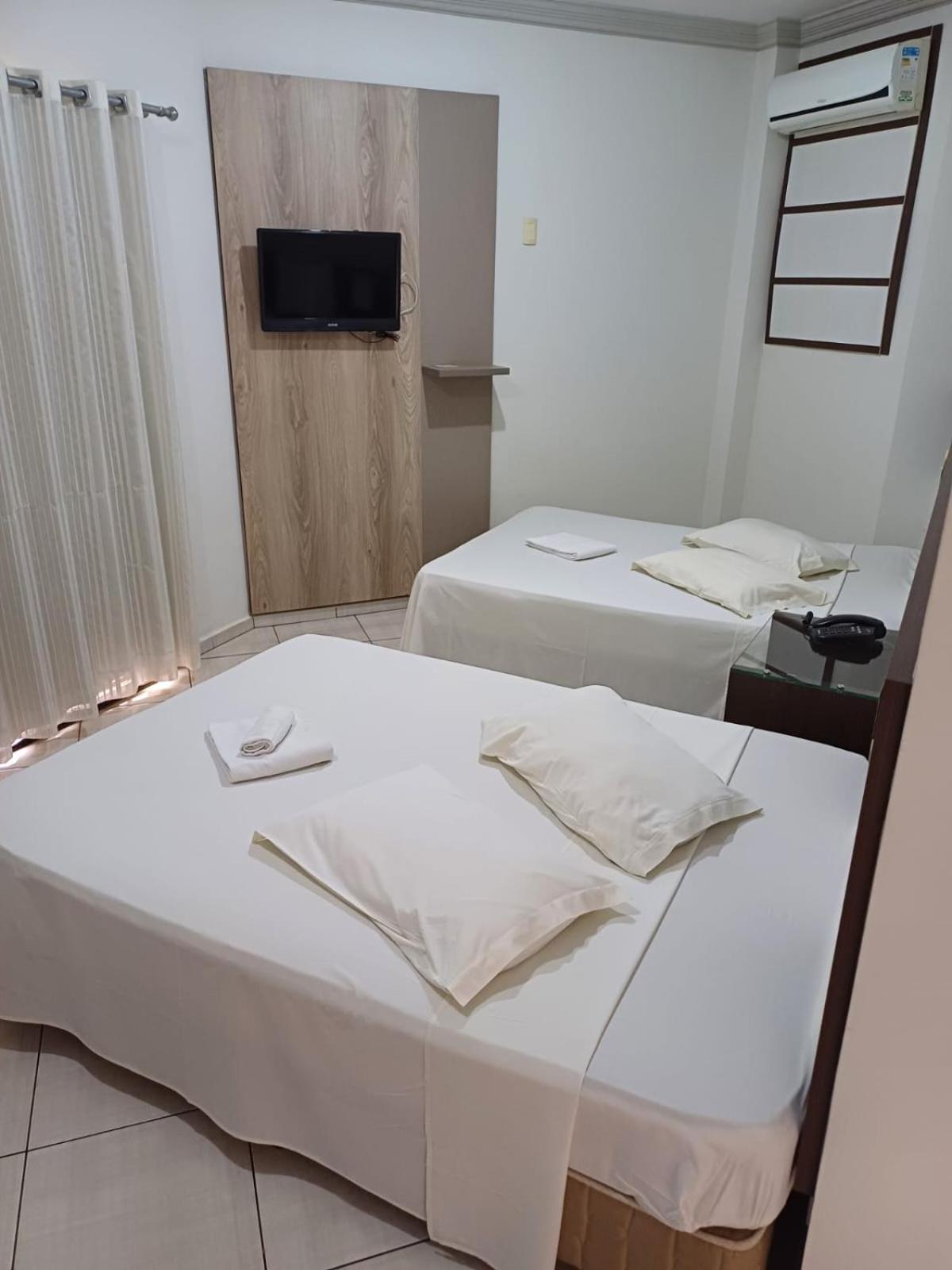 Hotel Maestro Express Toledo Toledo  Buitenkant foto